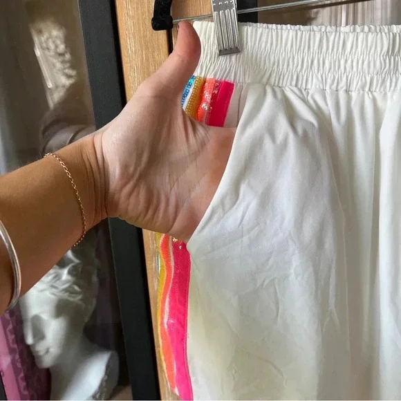 Queen of sparkles sequins shorts pockets rainbow white colorful stretchy - Picture 7 of 8